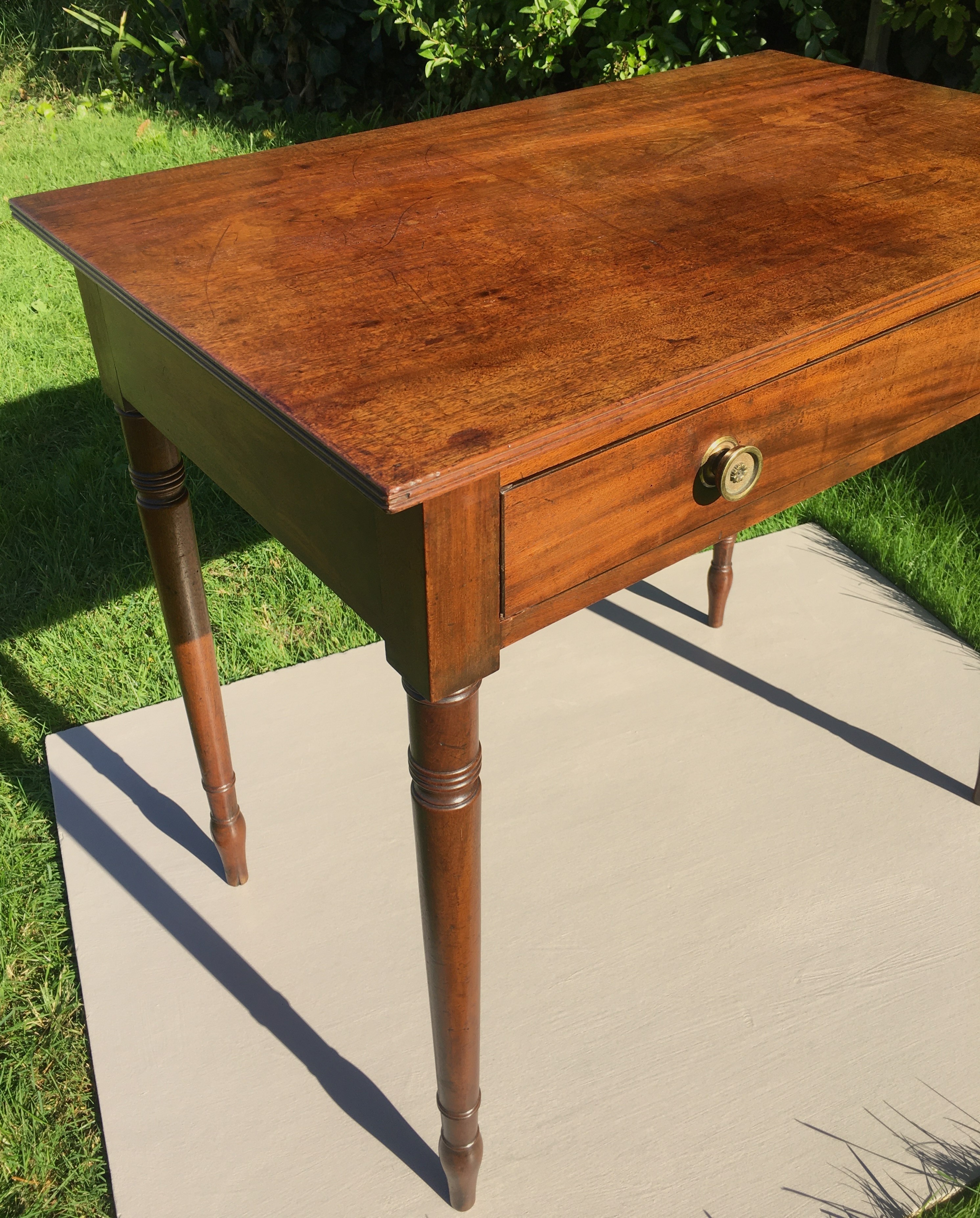 A Regency mahogany side table, width 84cm, depth 53cm, height 76cm